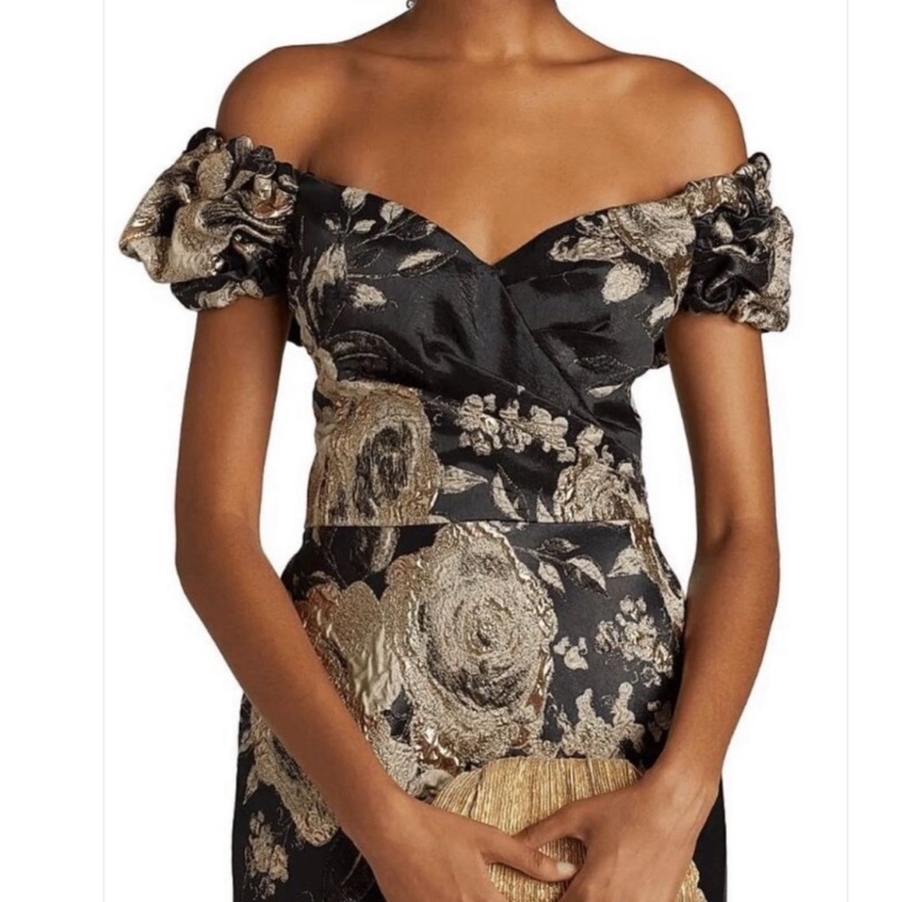 Teri Jon by Rickie Freeman Floral Metallic Jacquard Off-the-Shoulder Gown US 14